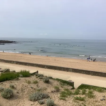 Apartment En Bord De Mer, Vue Et Acces Direct A La