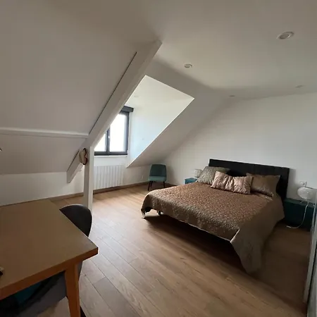 Apartment En Bord De Mer, Vue Et Acces Direct A La